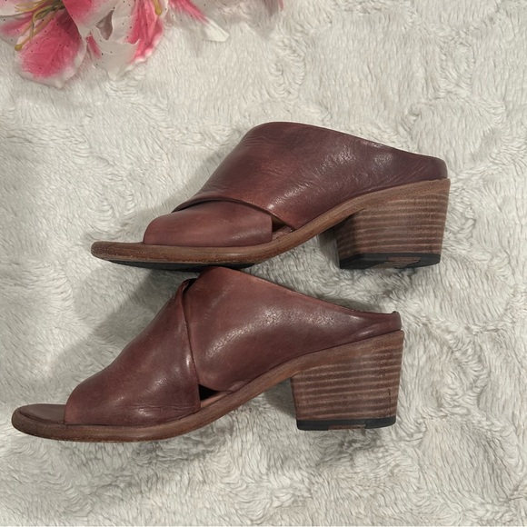 P. Monjo Chic Brown Leather Women's Slides Heels - Picture 6 of 9